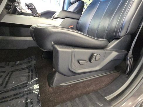 Used 2019 Ford F150 Lariat w/ Equipment Group 502A Luxury AWD/4WD image 20