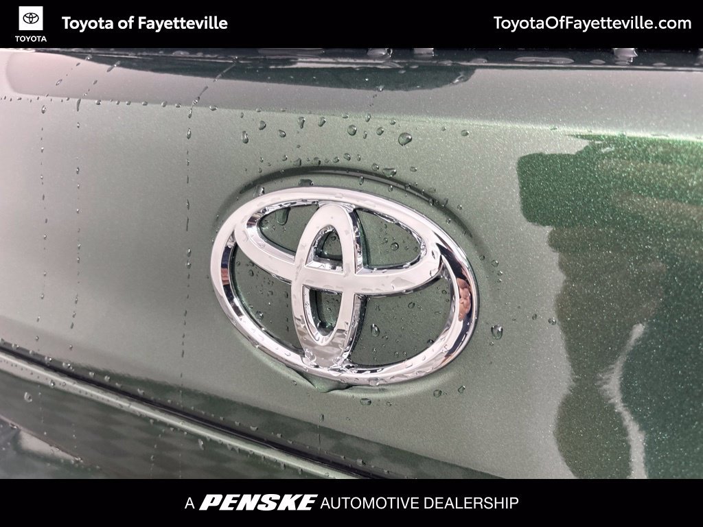 Used 2026 Toyota Corolla Cross LE FWD image 14