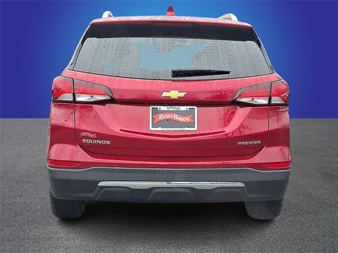 Used 2023 Chevrolet Equinox Premier w/ LPO, Floor Liner Package image 5
