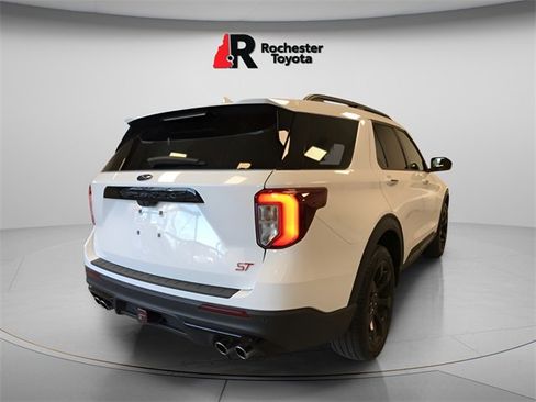 Used 2024 Ford Explorer ST w/ Equipment Group 401A image 4