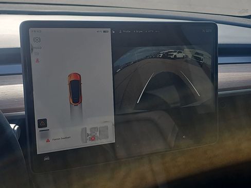 Used 2022 Tesla Model Y Performance image 31