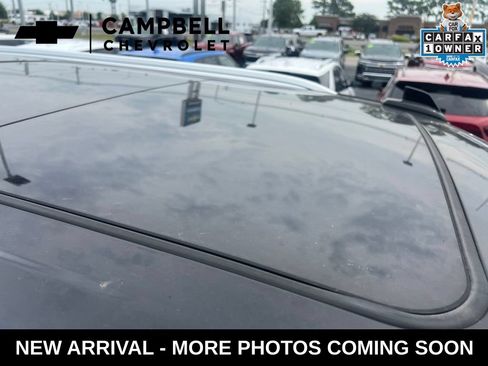 Used 2022 GMC Yukon Denali AWD/4WD image 9
