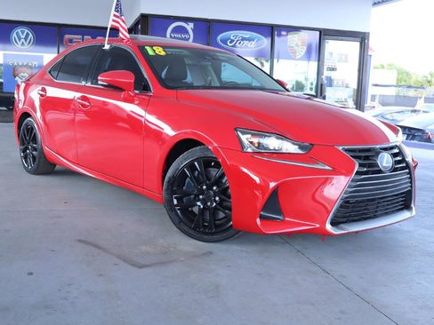 Used 2018 Lexus IS 300 w/ Accessory Package 2 RWD image 3