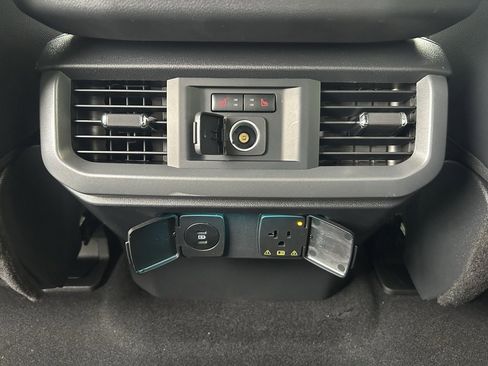 New 2025 Ford F150 Lariat w/ Equipment Group 502A High image 12