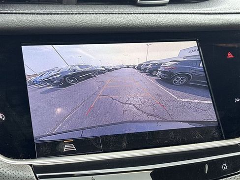 Certified 2025 Cadillac XT6 Luxury AWD/4WD image 14