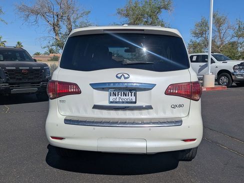 Used 2016 INFINITI QX80 2WD w/ Deluxe Technology Package image 5