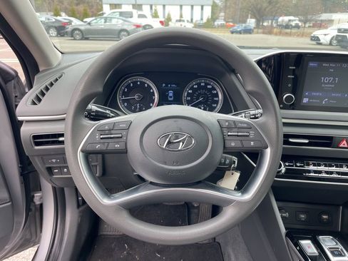 Used 2023 Hyundai Sonata SE w/ Preferred Accessory Package image 14