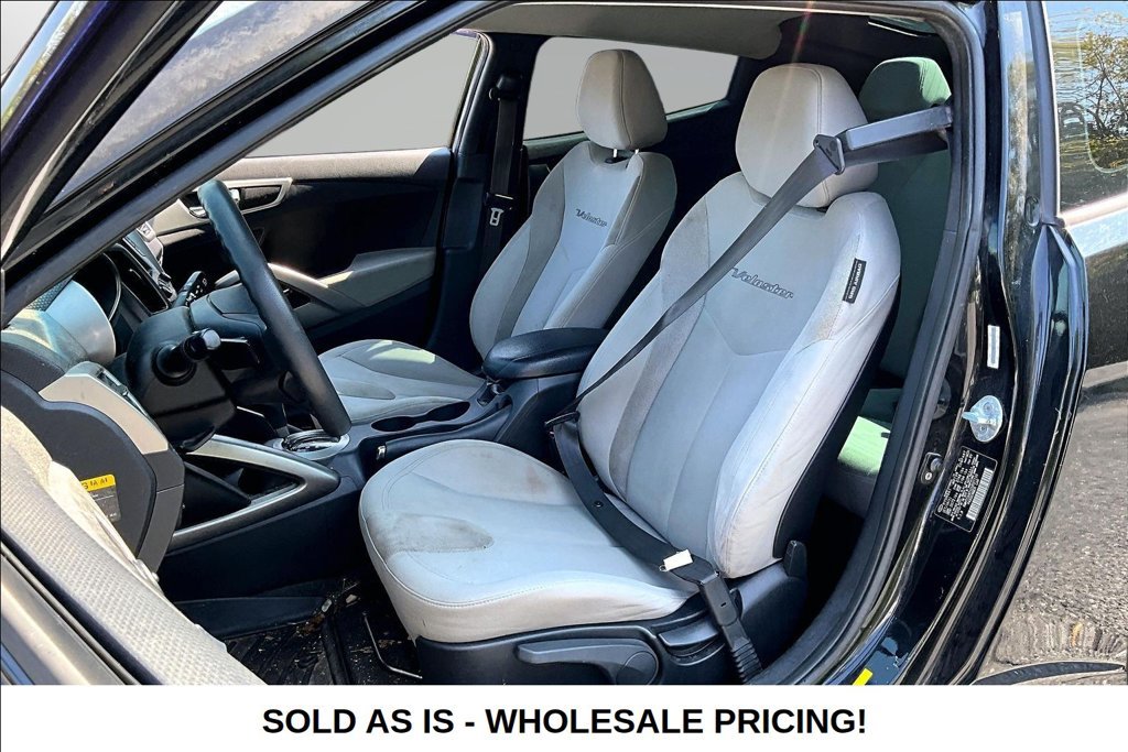 Used 2012 Hyundai Veloster FWD image 20
