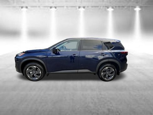 Used 2025 Nissan Rogue SV FWD image 8