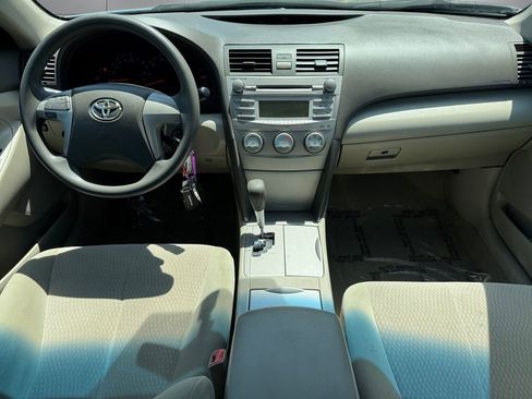 Used 2011 Toyota Camry LE w/ LE Extra-Value Pkg FWD image 12