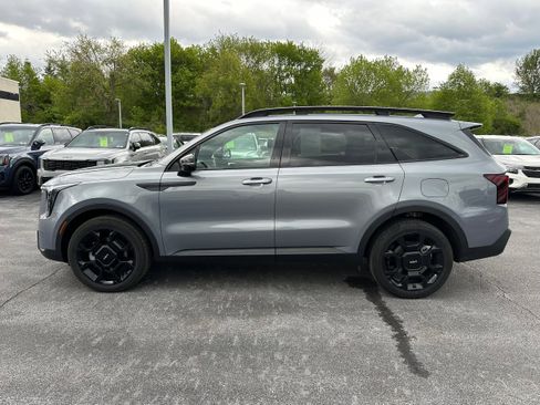 Used 2024 Kia Sorento SX Prestige w/ Sage Leather Package AWD/4WD image 8
