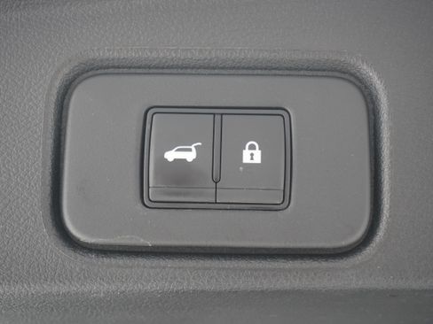 Used 2023 Nissan Pathfinder Platinum FWD image 35