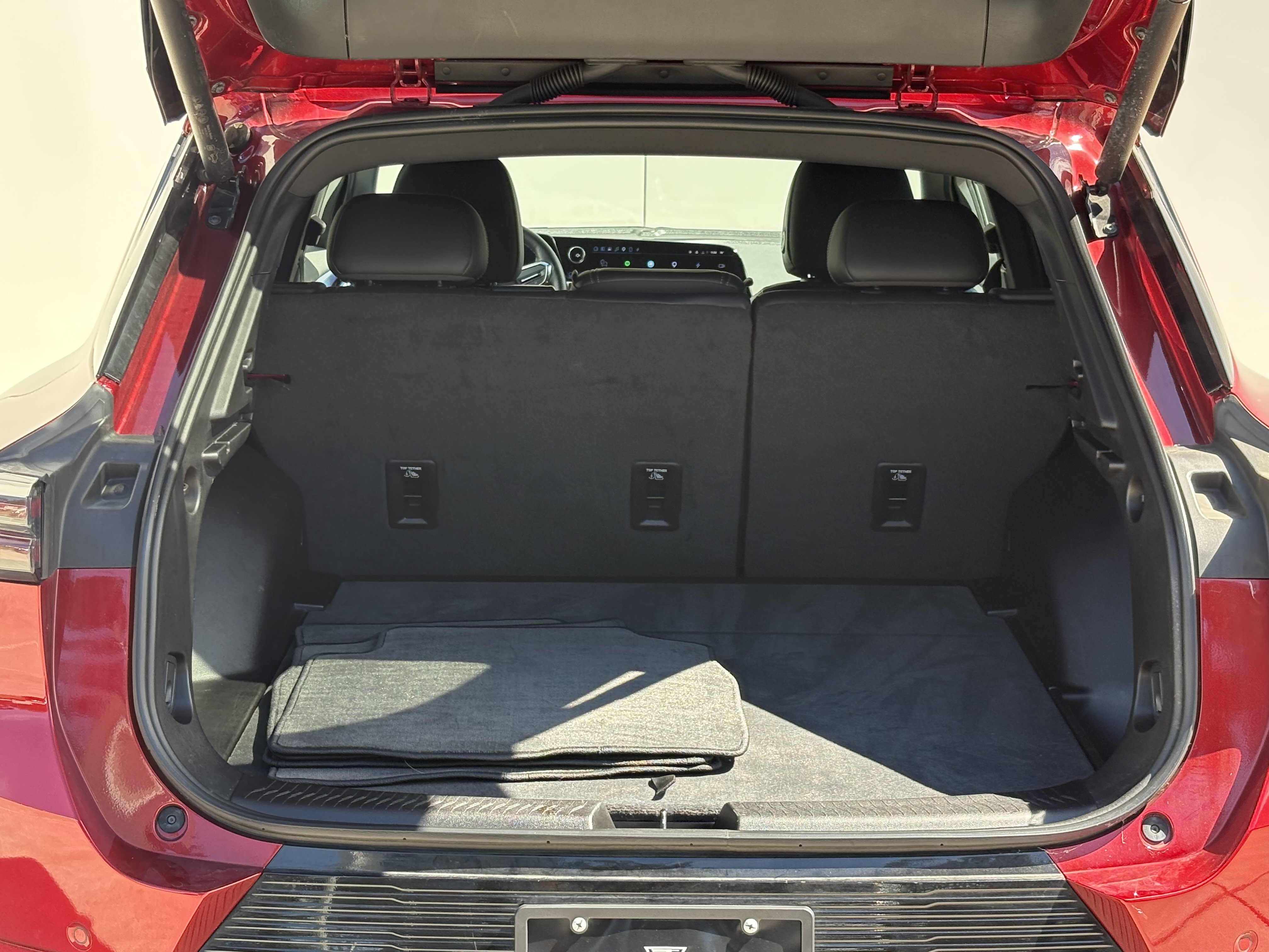 Used 2024 Chevrolet Equinox EV LT AWD/4WD image 9