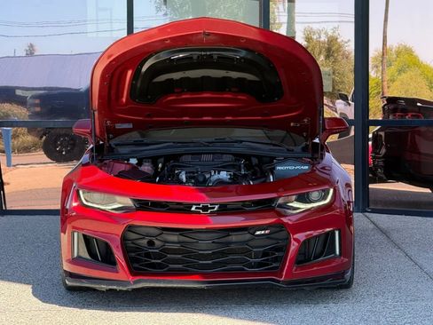 Used 2021 Chevrolet Camaro ZL1 RWD image 21