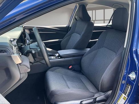 Used 2025 Toyota Camry SE FWD image 21