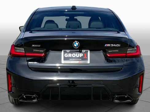 Used 2025 BMW M340i xDrive w/ Premium Package image 5