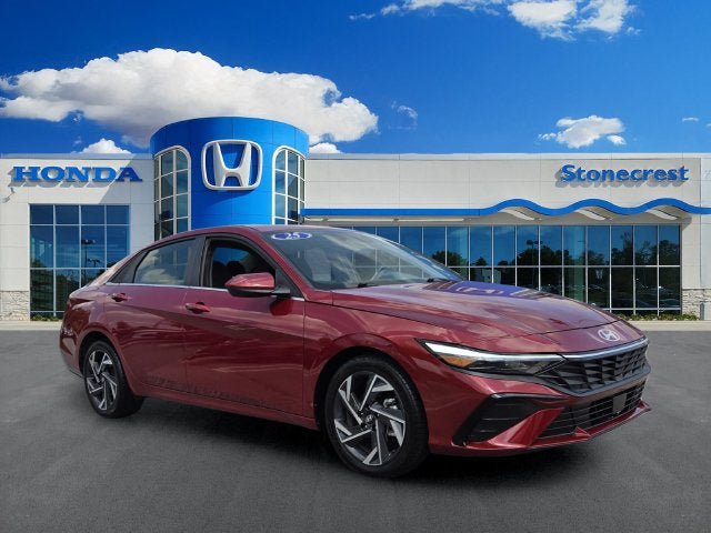 Used 2025 Hyundai Elantra SEL FWD image 1