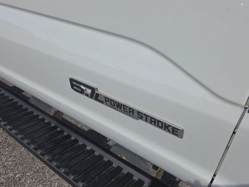 Used 2025 Ford F350 XLT AWD/4WD image 7