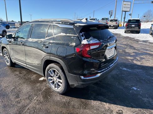 Certified 2022 GMC Terrain SLT w/ Infotainment Package II image 5