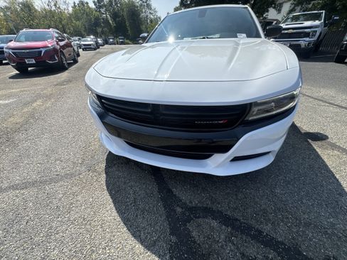 Used 2018 Dodge Charger R/T w/ Blacktop Package image 31