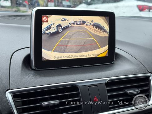 Used 2016 MAZDA MAZDA3 s Touring image 22