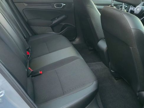 Used 2025 Honda Civic Sport image 10