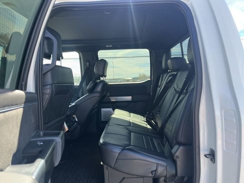 Used 2025 Ford F350 Platinum image 9