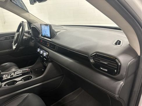 Used 2016 Chevrolet Colorado W/T w/ WT Convenience Package RWD image 19