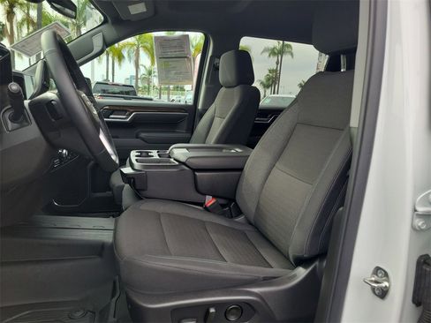 Used 2026 GMC Sierra 1500 Elevation image 18