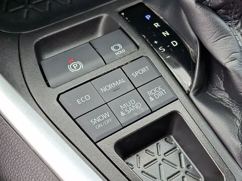 Used 2023 Toyota RAV4 XLE w/ Convenience Package AWD/4WD image 28