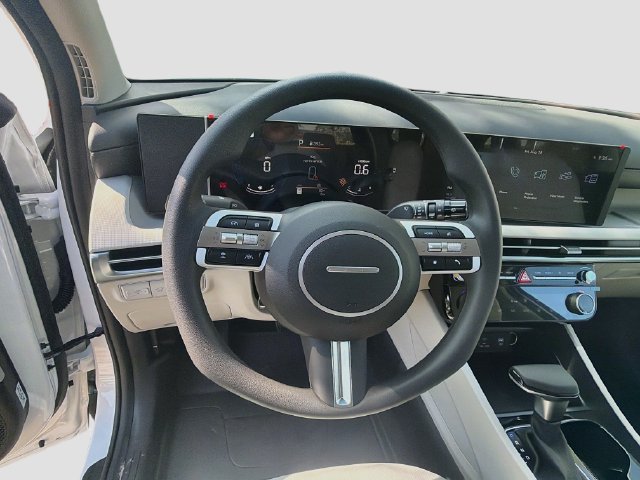 New 2026 Hyundai Tucson SEL Plus FWD image 11
