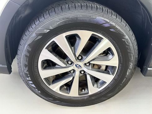 Used 2022 Subaru Outback Premium image 40