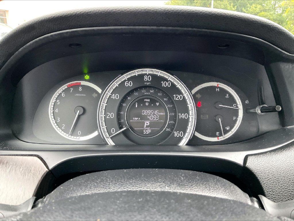 Used 2015 Honda Accord EX image 25