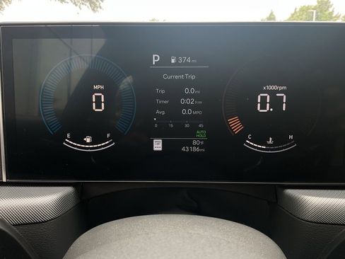 Certified 2025 Hyundai Sonata SEL FWD image 34
