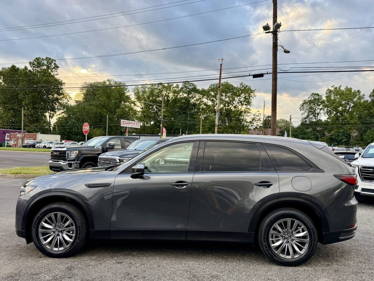 Used 2024 MAZDA CX-90 3.3 Turbo w/ Preferred Plus AWD/4WD image 4