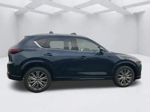 New 2025 MAZDA CX-5 Signature image 4