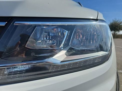 Used 2021 Volkswagen Tiguan image 31