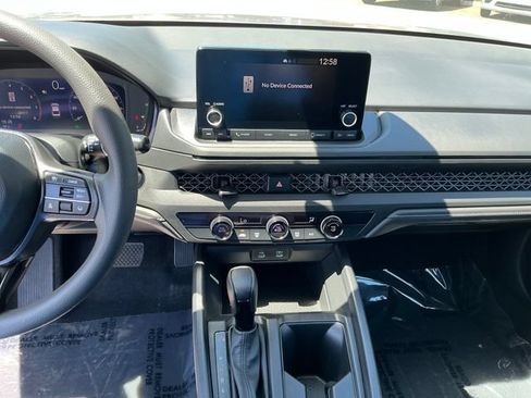 Used 2023 Honda Accord LX image 17