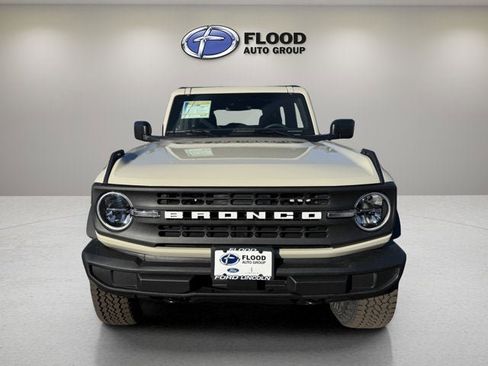 New 2026 Ford Bronco 2-Door w/ Sasquatch Package image 2
