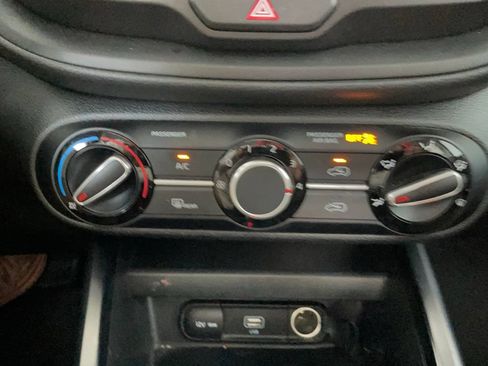 Used 2021 Kia Soul GT-Line FWD image 17