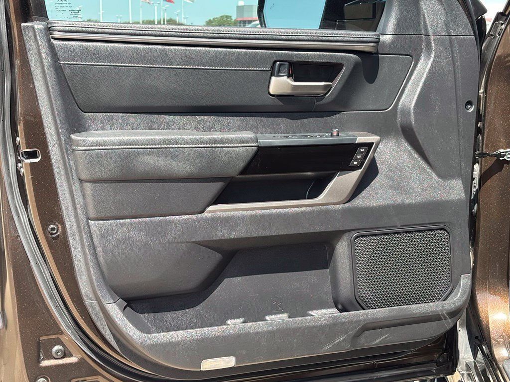 Used 2022 Toyota Tundra Limited w/ Power Package RWD image 26