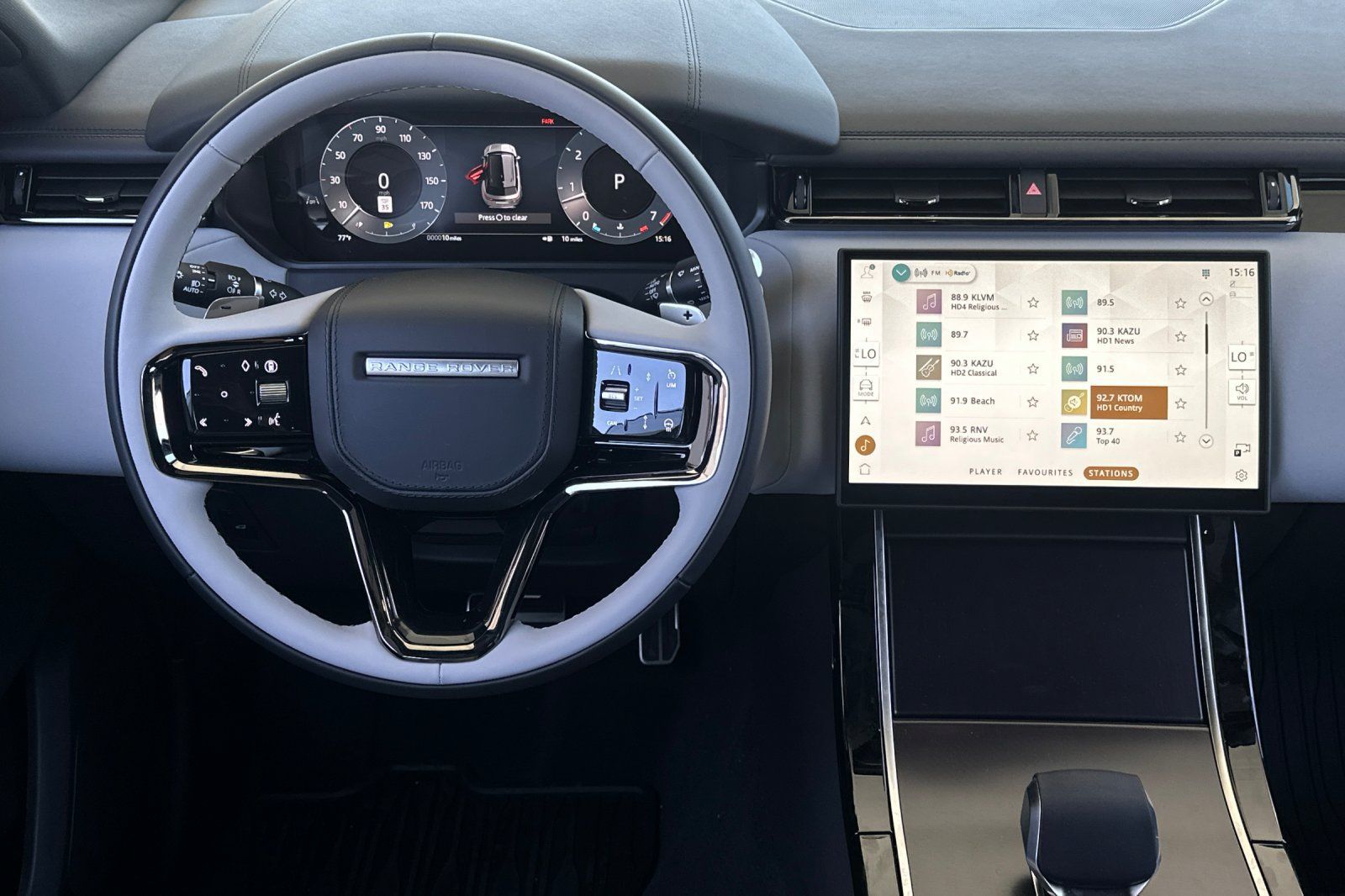 New 2026 Land Rover Range Rover Velar Dynamic SE AWD/4WD image 14