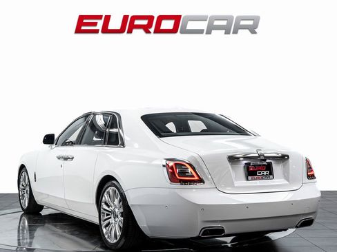 Used 2022 Rolls-Royce Ghost w/ Ghost Package image 4