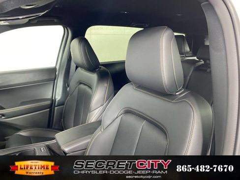 New 2026 Jeep Cherokee Limited AWD/4WD image 10