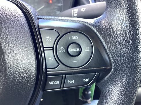 Used 2024 Toyota Corolla LE FWD image 18