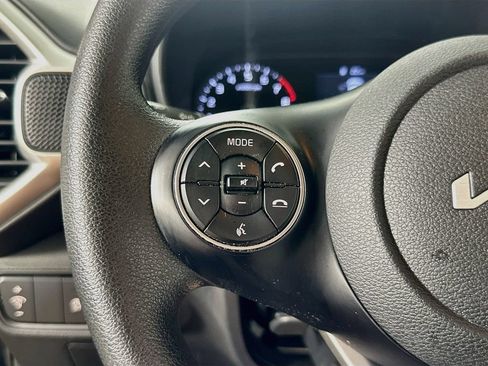 Used 2022 Kia Soul LX FWD image 21