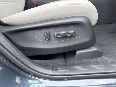 Certified 2026 Honda CR-V EX-L image 32