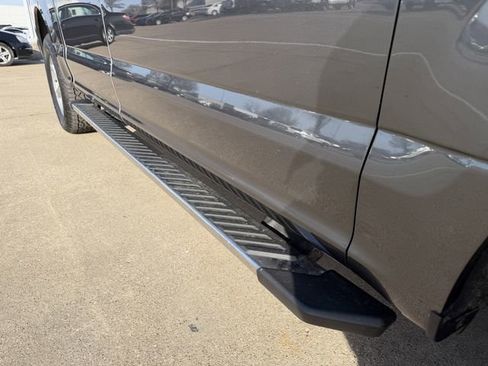 Used 2019 Ford F150 XLT w/ Equipment Group 302A Luxury image 10