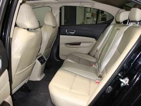 Used 2020 Acura TLX FWD image 29