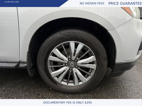 Used 2020 Nissan Pathfinder SL image 22